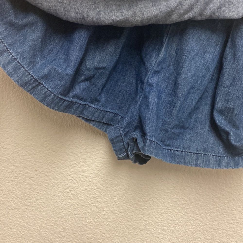 BDG Denim Skort Size Small - Picture 3 of 4